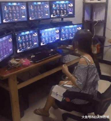 地下城私服-与勇士私服86鬼泣（最新dnf私服86鬼泣）193